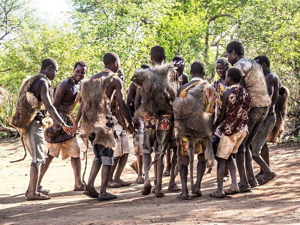 Lake Eyasi-Hadzabe-Mateys Tours